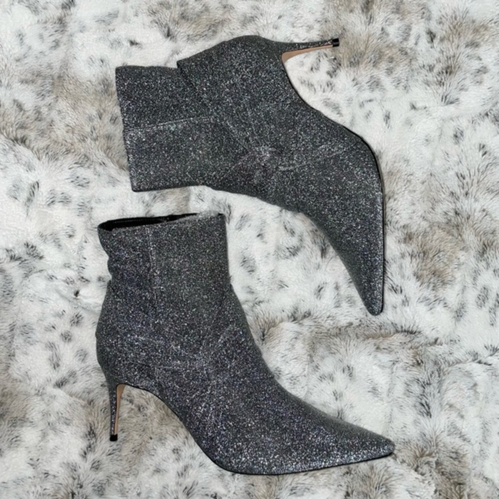 🆕 BNIB Schutz | Adryen Glitter Booties | Prata Silver | Pointed Toe